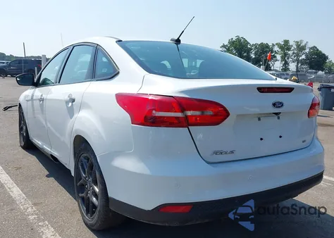 2016 Ford Focus Se z USA, uszkodzony, nr VIN 1FADP3F20GL329898